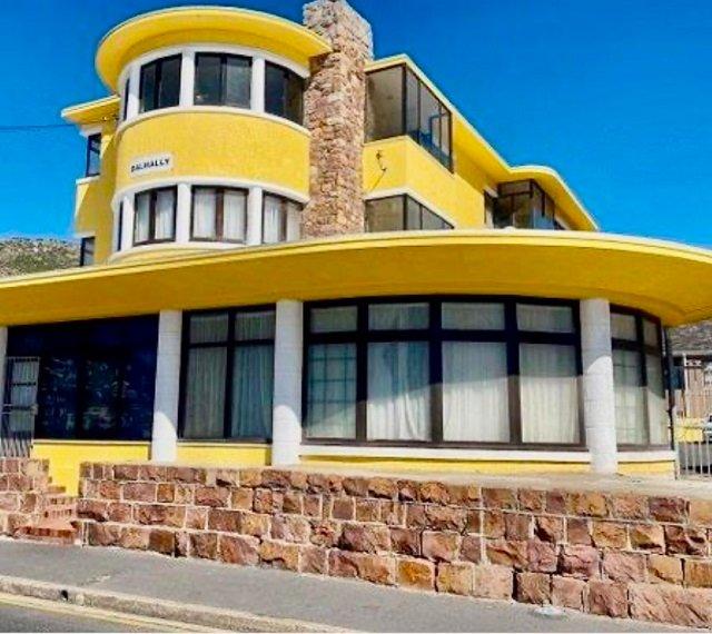1 Bedroom Property for Sale in Fish Hoek Western Cape